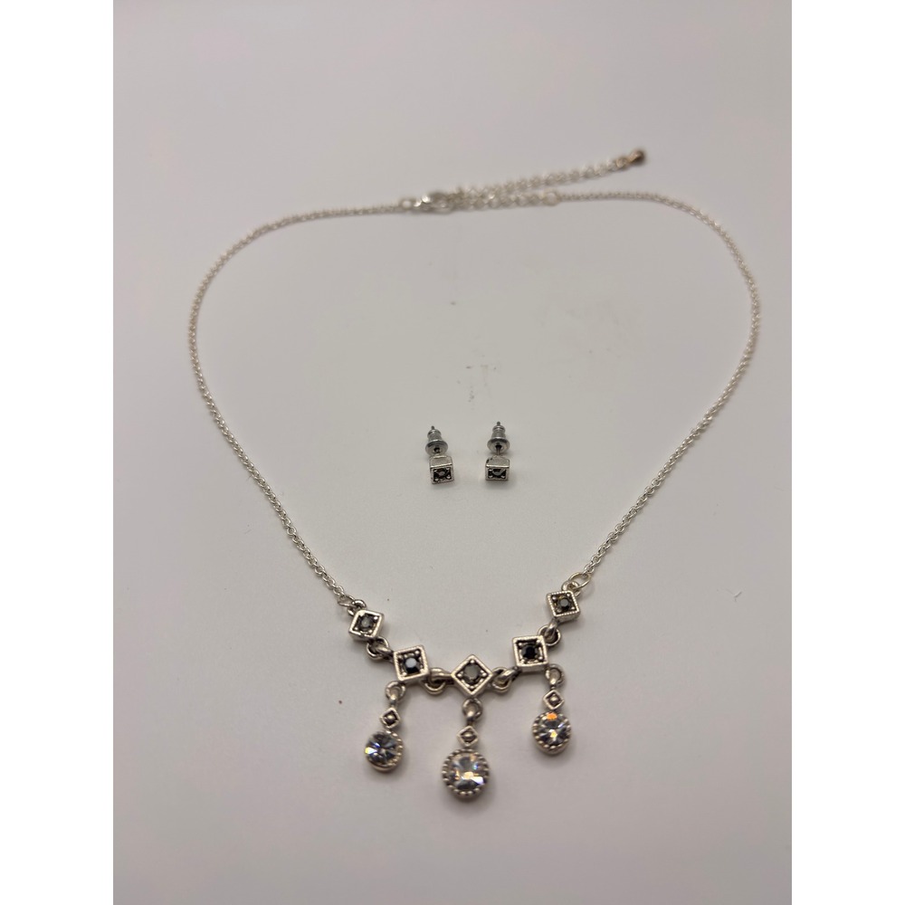 Silver Tone Crystal Drop‎ Necklace and Square Stud Earring Set Vintage Style 16"